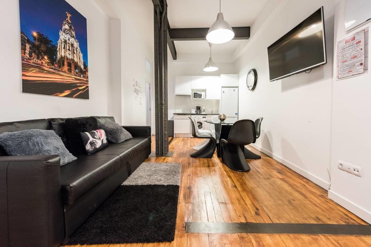 M&F Gran Via 3 Hab Apartman Madrid Kültér fotó