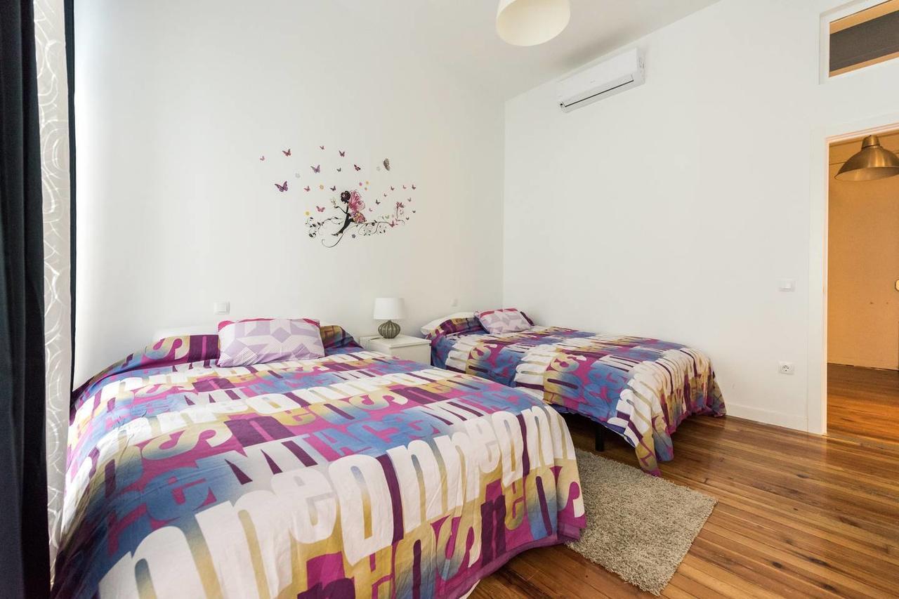M&F Gran Via 3 Hab Apartman Madrid Kültér fotó